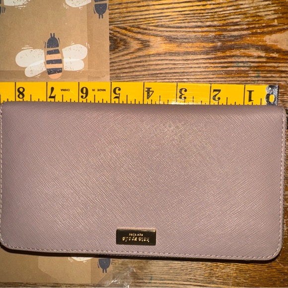 Kate Spade New York DUSK - Dusk Cityscape Kaden Laurel Way Leather Wallet - Picture 10 of 13